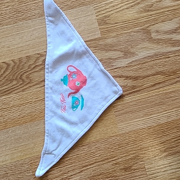 💥3/$10💥 Set of 3 bibs - Picture 4 of 4